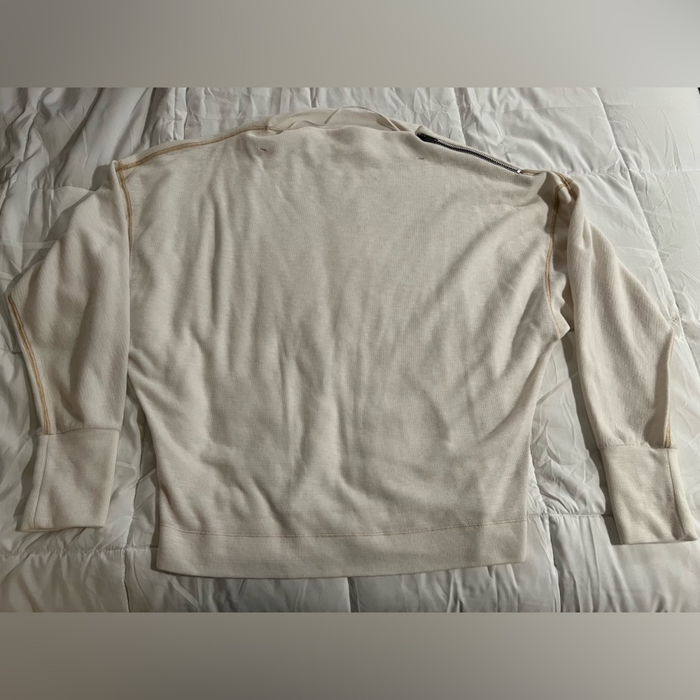 Free people sweater